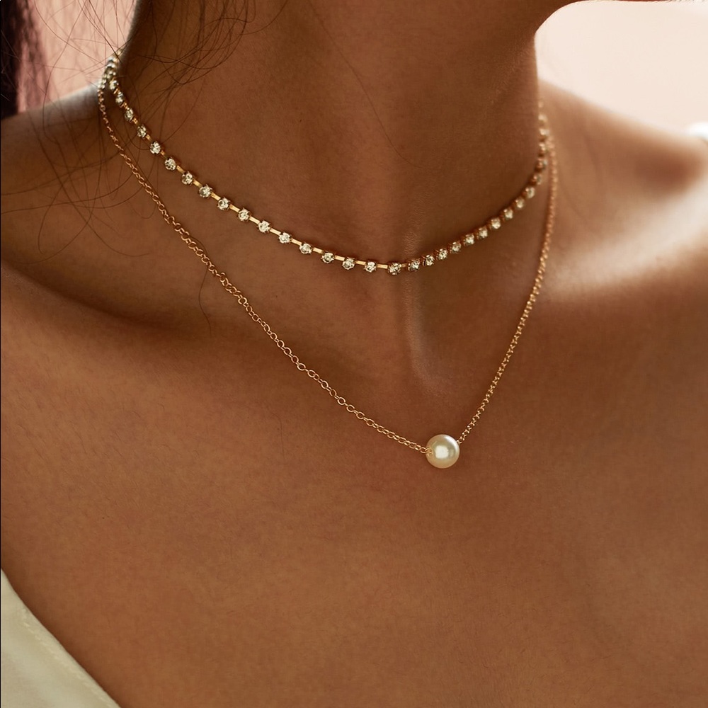 🆕Classic Vegan  pearl & choker double necklace - Picture 2 of 3